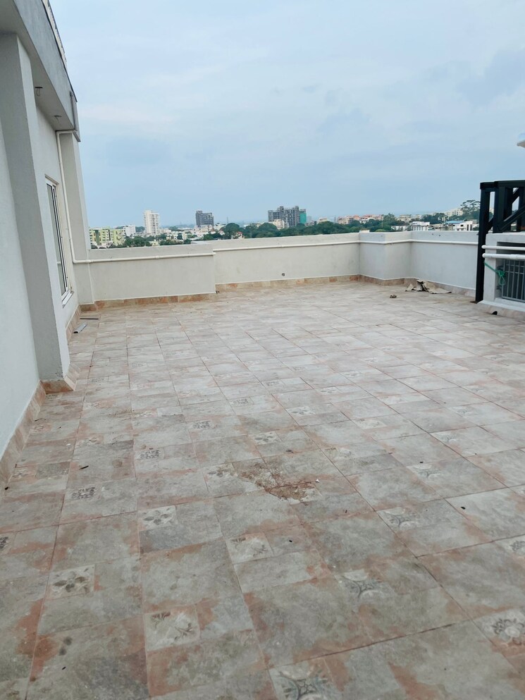 Terrace, morabadi 3 Bedroom 1880 Sq.Ft. Apartment In Morabadi Ranchi 9280183