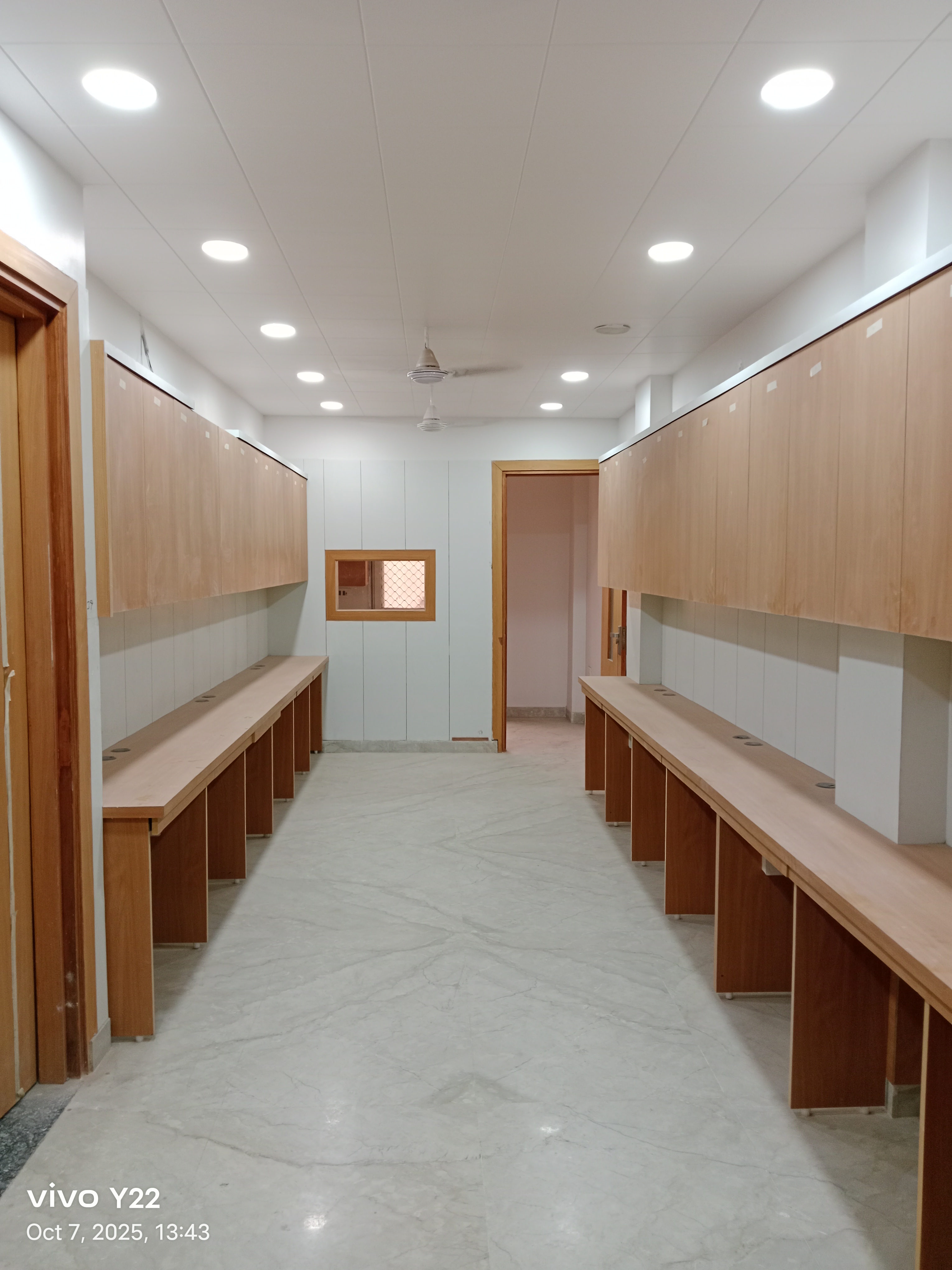 Office Space For Rent in Laxmi Nagar