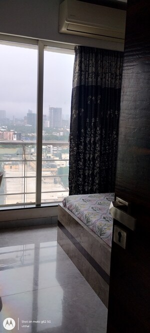 Room in 3 BHK Apartment at Runwal Nirvana, Parel – for Sale