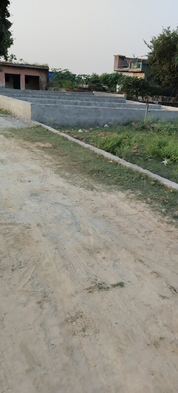  Plot For Sale in Swarnim Vihar, Sector 82