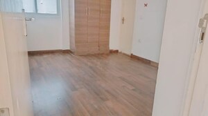 Room in 3.5 BHK Apartment at Godrej Arista, Sector 79 – for Rent