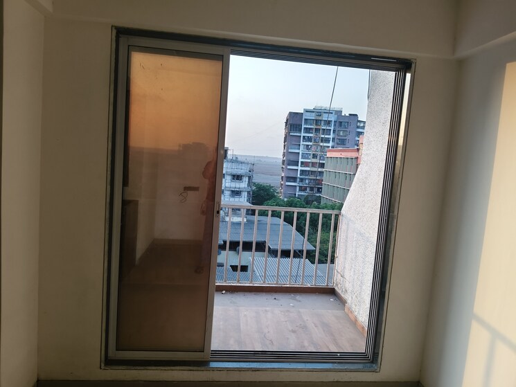 Balcony, lodha-meridian 3 Bedroom 1899 Sq.Ft. Apartment In Kukatpally Hyderabad 9280305