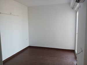 Room in 3 BHK Apartment at Mapsko Mount Ville, Sector 79 – for Rent