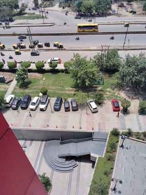  Office Space – Exterior View View at Gaur City Center, Sector 4 Greater Noida - for Rent