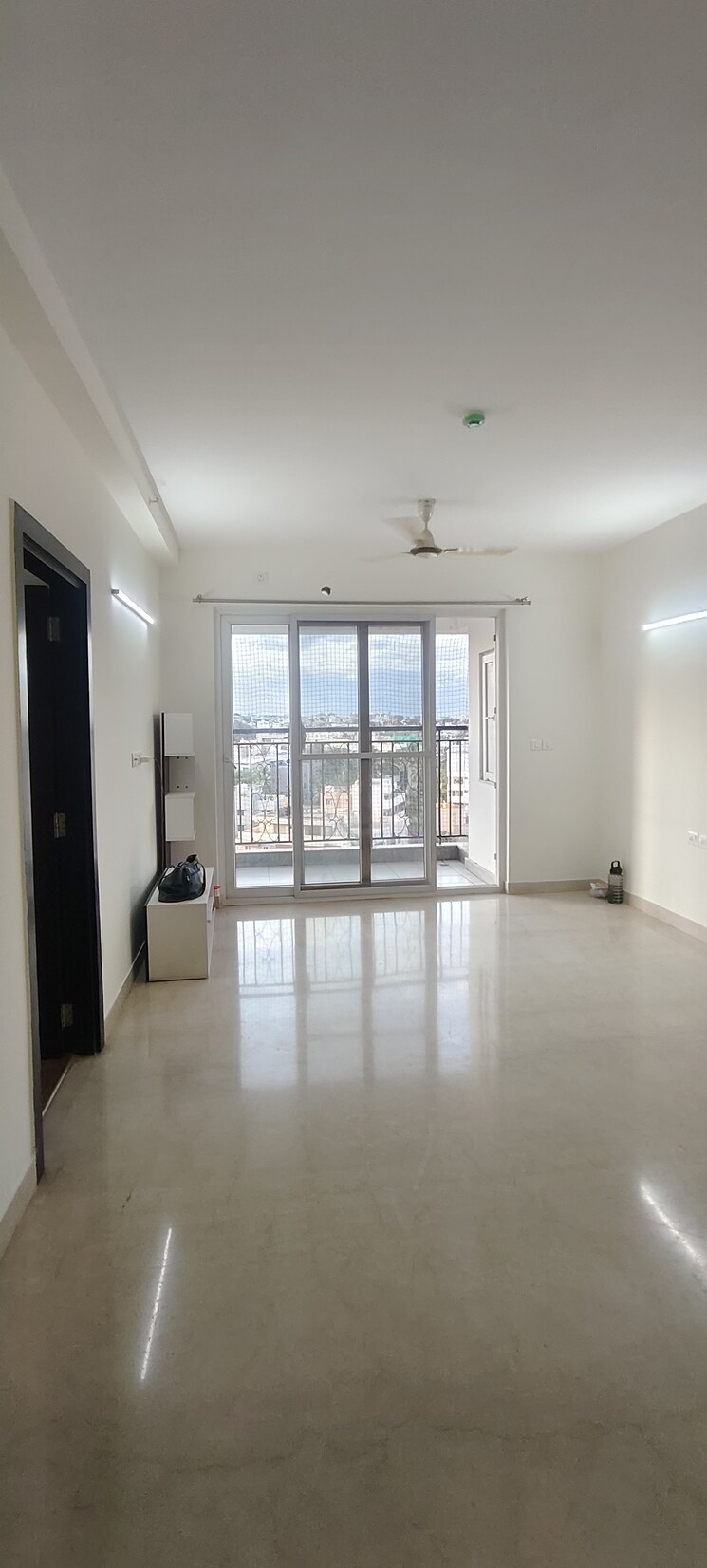 Living Room, prestige-misty-waters 2.5 Bedroom 1300 Sq.Ft. Apartment In Hebbal Bangalore 9280300