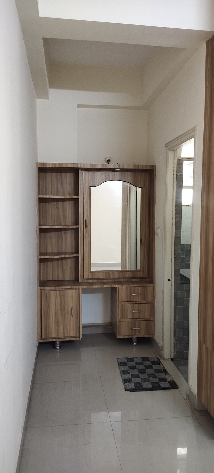 Room, chanda nagar 2 Bedroom 1000 Sq.Ft. Apartment In Chanda Nagar Hyderabad 9280288