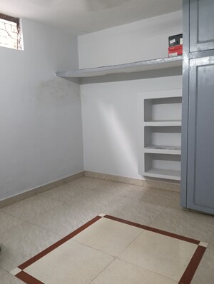 1 BHK Builder Floor For Rent in Govindpuri