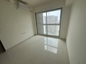 Room in  Pg at Parel – for Rent