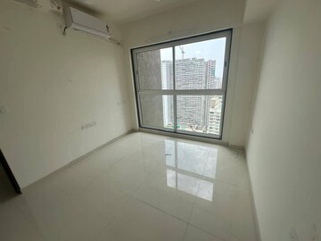 Room in  Pg at Parel – for Rent