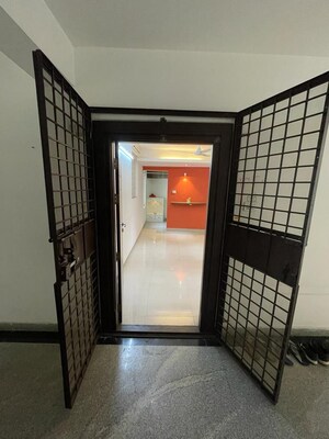  2 BHK Apartment at Solitaire Residency Kondapur, Kondapur – for Sale