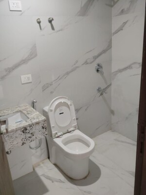 Bathroom in 5 BHK Apartment at Bestech Park View Altura, Sector 79 – for Rent
