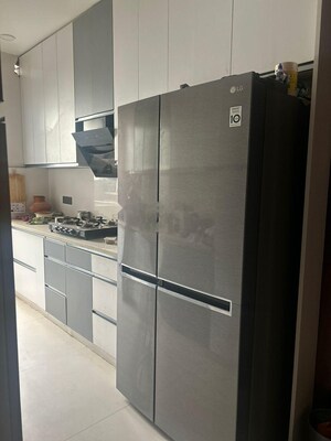 Kitchen in 5 BHK Apartment at Bestech Park View Altura, Sector 79 – for Rent