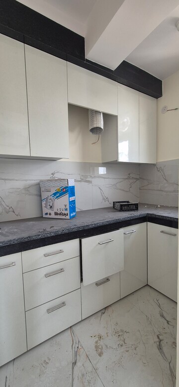 Kitchen in 1.5 BHK Builder Floor at Chattarpur – for Rent
