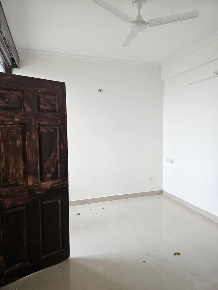 undefined, mittals-rishi-apartments-chandigarh 4 Bedroom 2250 Sq.Ft. Apartment In Ambala Highway Zirakpur 9280400