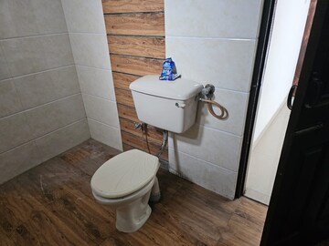 Bathroom in 4 BHK Apartment at Mittals Rishi Apartments Chandigarh, Ambala Highway – for Rent