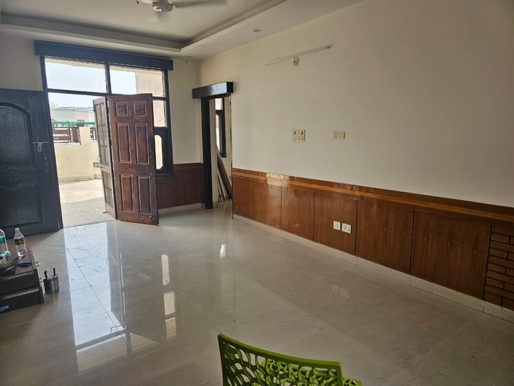 Kitchen, mittals-rishi-apartments-chandigarh 4 Bedroom 2250 Sq.Ft. Apartment In Ambala Highway Zirakpur 9280400