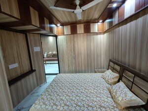 2 BHK Apartment For Rent in Royal Palms, Goregaon East