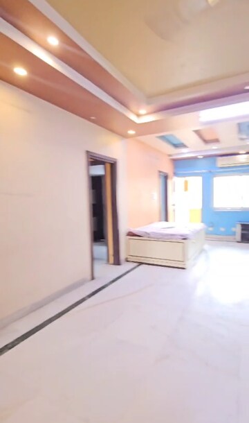 Room in 3 BHK Apartment at Sector 52 – for Sale