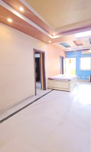 Room in 3 BHK Apartment at Sector 52 – for Sale