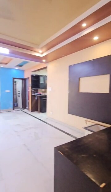 Room in 3 BHK Apartment at Sector 52 – for Sale