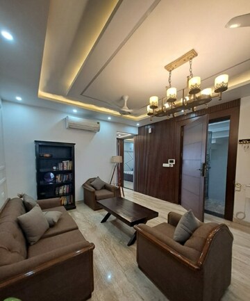 Living Room in 3 BHK Builder Floor at East Patel Nagar – for Rent