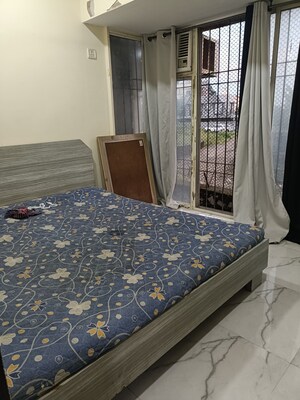 1 RK Apartment For Rent in Royal Palms, Goregaon East