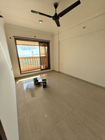 2 BHK Apartment For Rent in Paradise Sai Pride, Sanpada