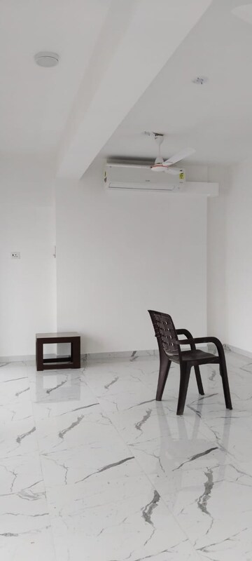 2 BHK Apartment For Rent in Hatdia Ison Height, Lower Parel