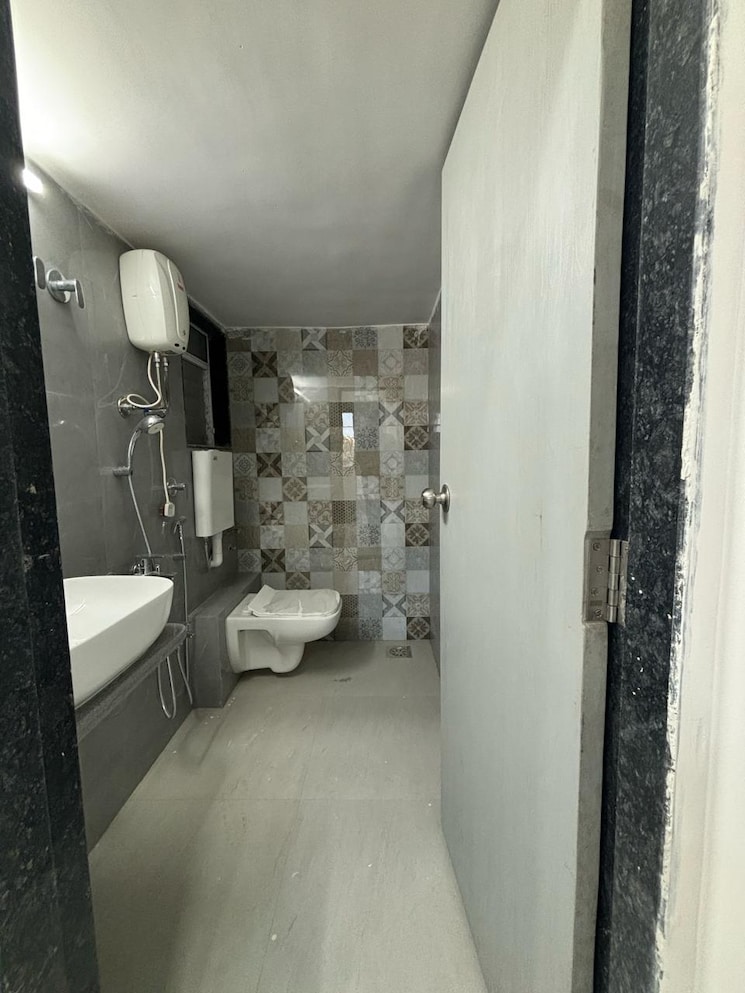 Bathroom, narayan-bhoomi 1 Bedroom 455 Sq.Ft. Apartment In Virar West Palghar 9280508