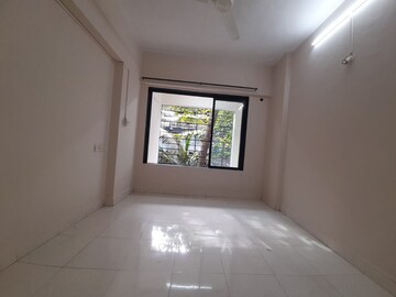Room in 1 BHK Apartment at Matrushri CHS, Goregaon West – for Rent