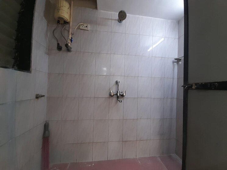 Bathroom, matrushri-chs 1 Bedroom 420 Sq.Ft. Apartment In Goregaon West Mumbai 9280559