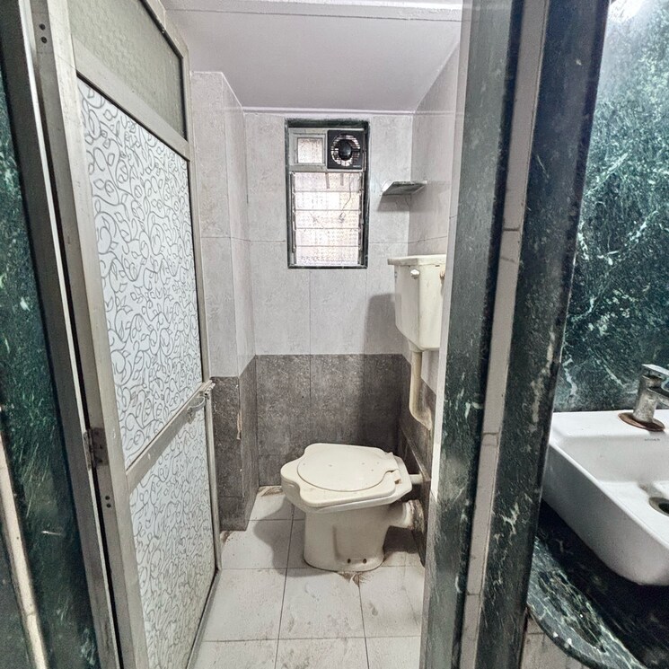 Bathroom, kaushal-apartment-mira 1 Bedroom 400 Sq.Ft. Apartment In Puja Nagar Thane 9280679