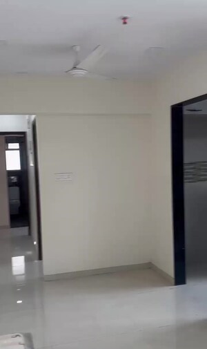 Room in 3 BHK Apartment at Jiten Apartment, Andheri West – for Rent