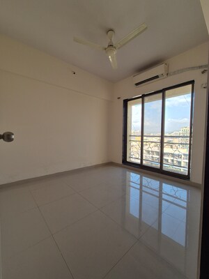 Room in 2 BHK Apartment at Krishna Heights Ulwe, Ulwe – for Rent
