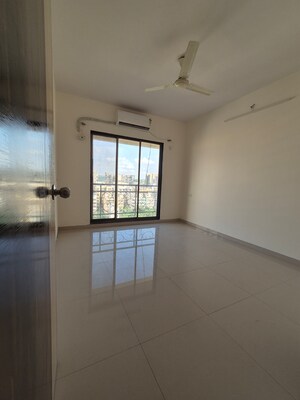 Room in 2 BHK Apartment at Krishna Heights Ulwe, Ulwe – for Rent