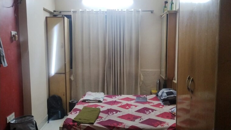 Room, matunga west Pg For Boys & Girls In Matunga West 9280743
