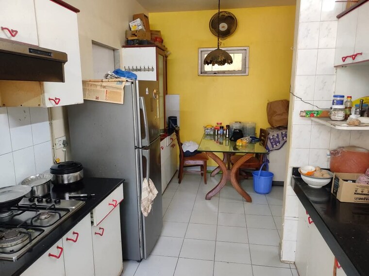 Room, matunga west Pg For Boys & Girls In Matunga West 9280743