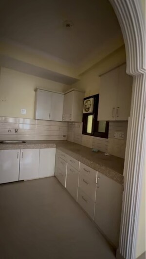 Kitchen in 2 BHK Builder Floor at Sector 31 – for Rent