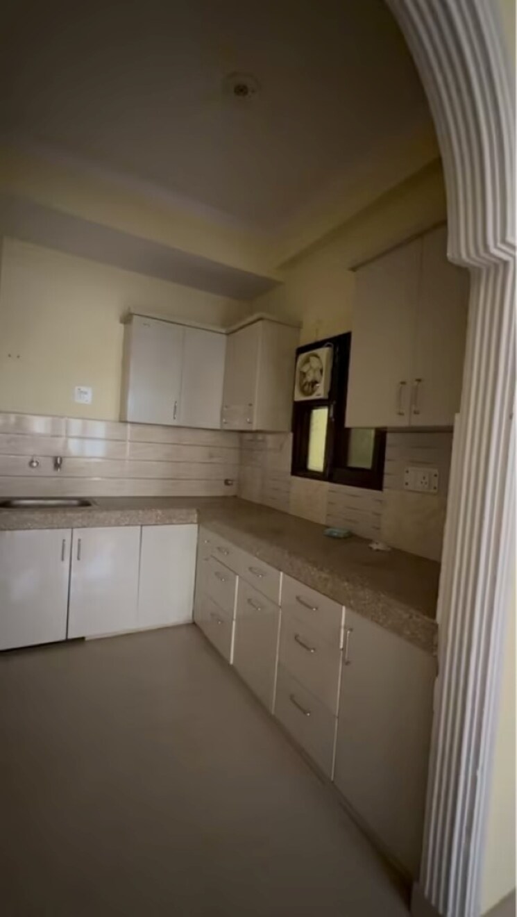Kitchen, sector 31 2 Bedroom 1000 Sq.Ft. Builder Floor In Sector 31 Gurgaon 9273908