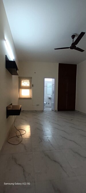 1 BHK Independent House For Rent in Lajpat Nagar