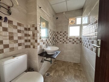 Bathroom in 2.5 BHK Apartment at Panchsheel Greens II, Sector 16 Greater Noida – for Sale