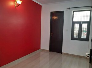 Room in 3 BHK Builder Floor at Sainik Plaza, Sector 49 – for Sale