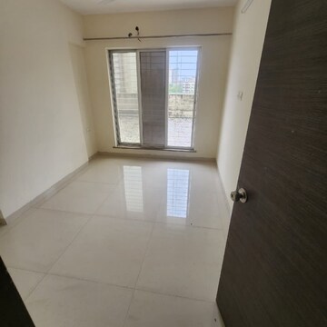 Room in 2 BHK Apartment at Strawberry The Address, Kanakia Road – for Rent