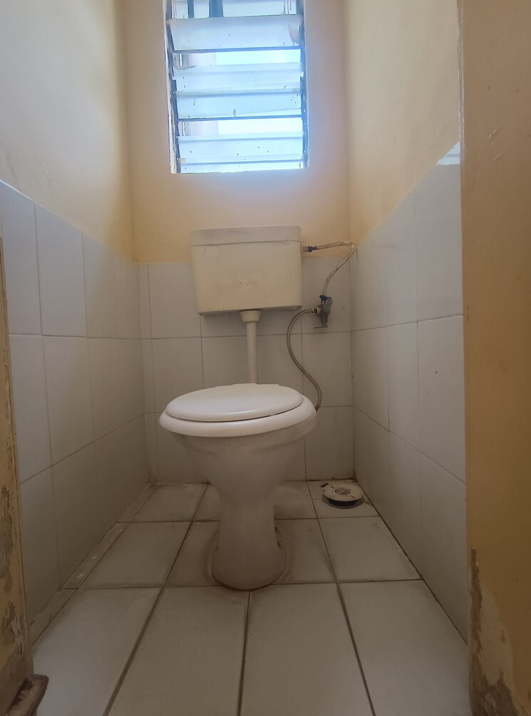 Bathroom, sara-city-phase-d 1 Bedroom 557 Sq.Ft. Builder Floor In Chakan Pune 9280807