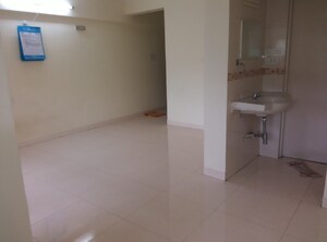 Room in 1 BHK Apartment at Gangotree Prabhakar Smruti, Dahanukar Colony – for Rent