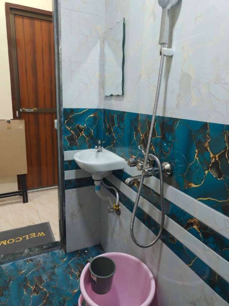 Bathroom, seawoods Pg For Boys & Girls In Seawoods 9280938