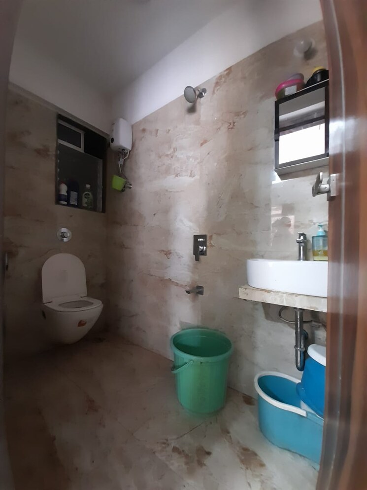 Bathroom, patrachawl-mhada 2 Bedroom 700 Sq.Ft. Apartment In Goregaon West Mumbai 9281026