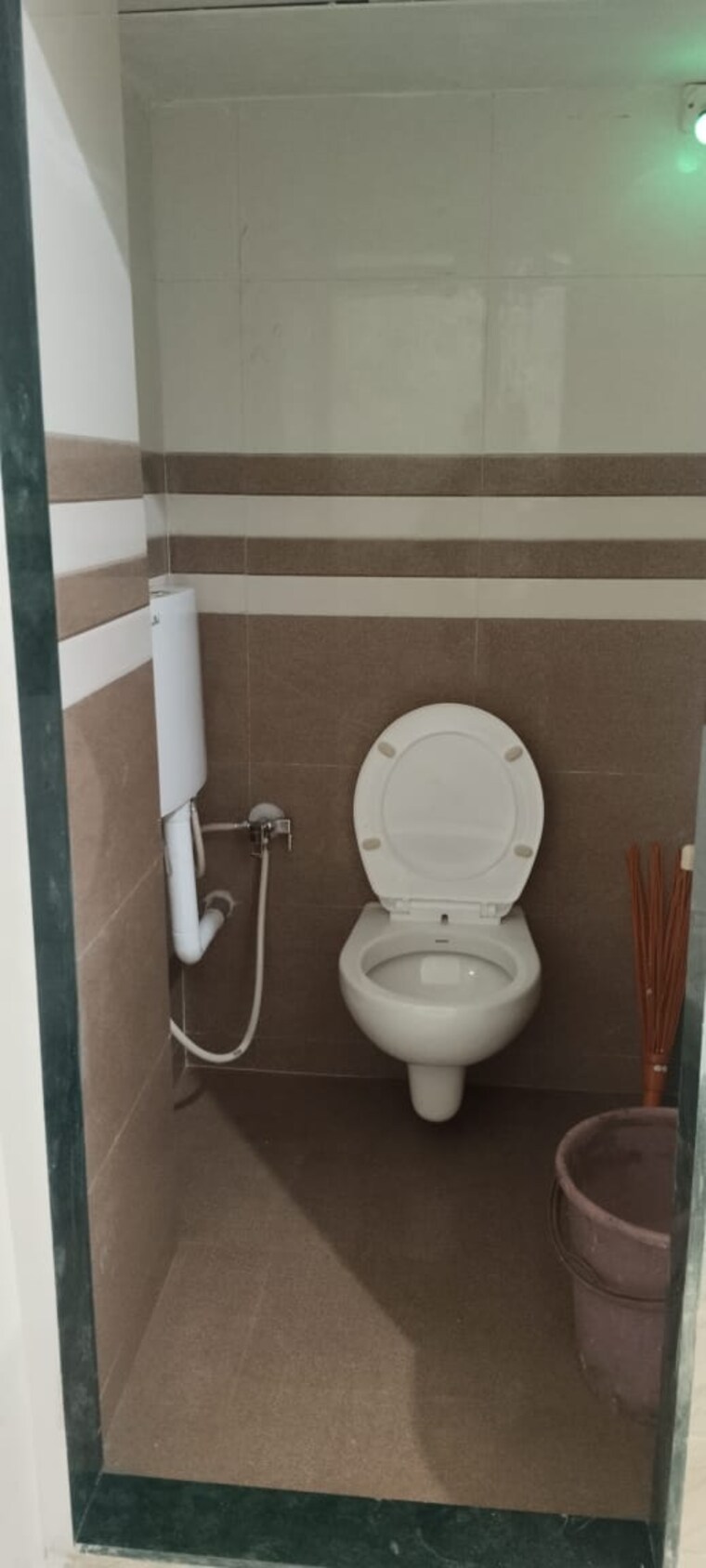 Bathroom, kalyan west Commercial Shop 300 Sq.Ft. In Kalyan West Thane 9281060