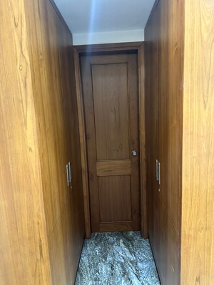 Furnished Amenities in 3 BHK Builder Floor at Ansal Plaza Sector-23, Sector 23 – for Rent