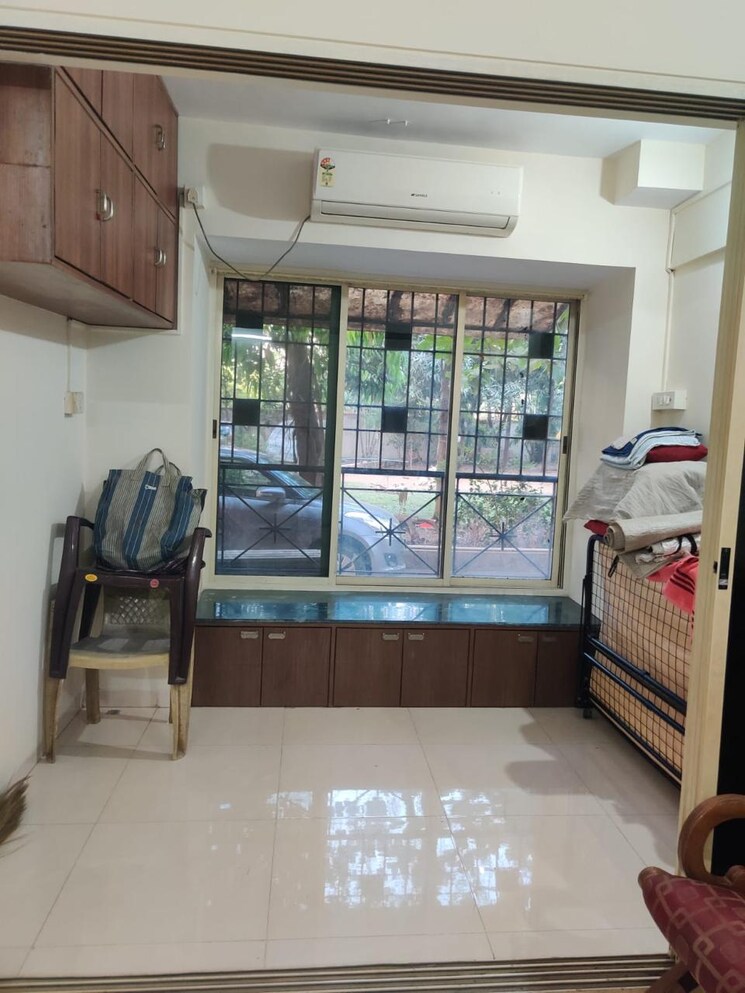 Living Room, swastik-residency-1 1 Bedroom 480 Sq.Ft. Apartment In Ghodbunder Road Thane 9281110